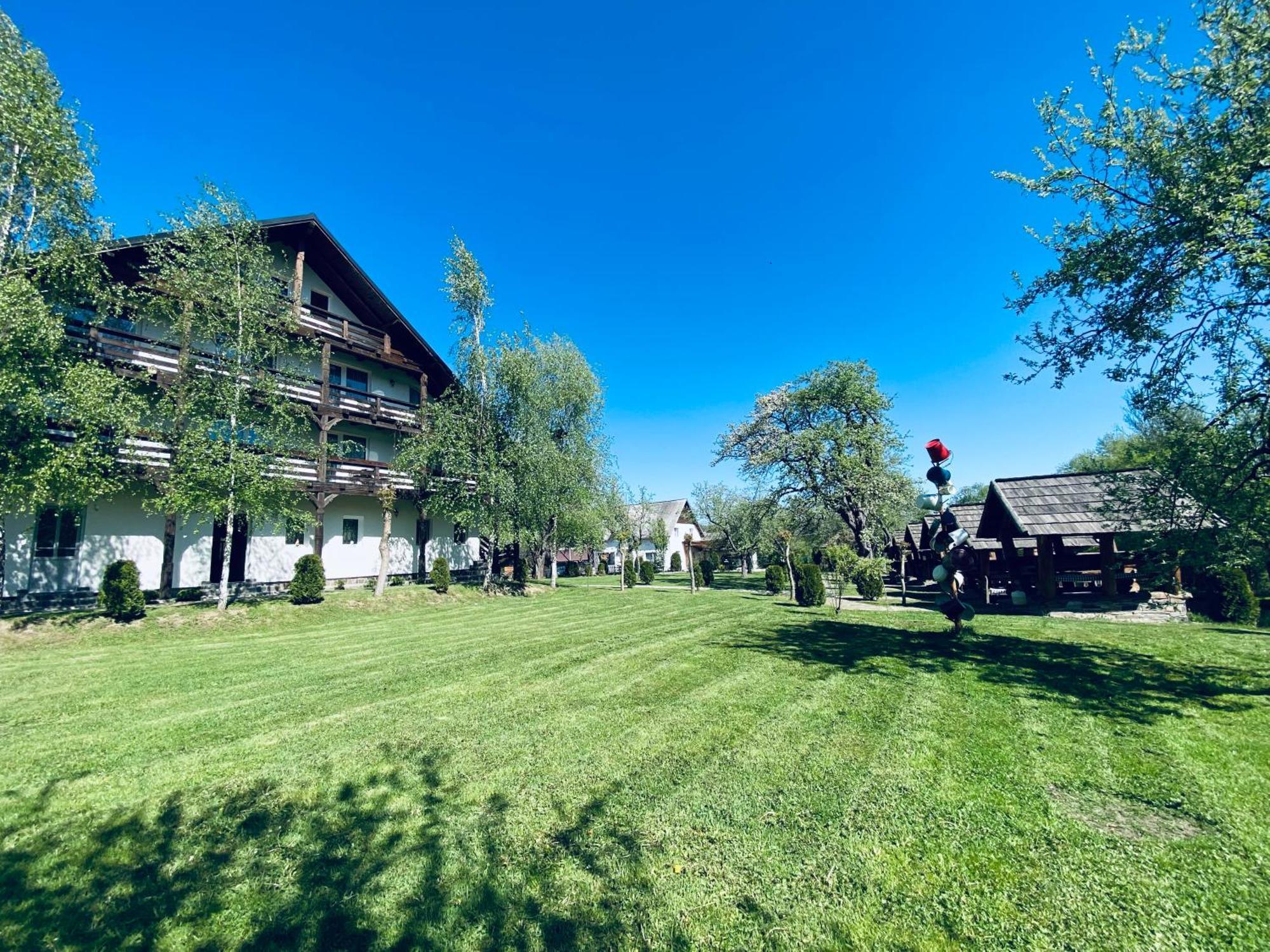 Pastravaria Alina Sirbi Eksteriør bilde